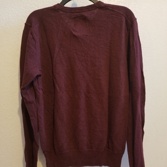 Sweater - Picture 2 of 4